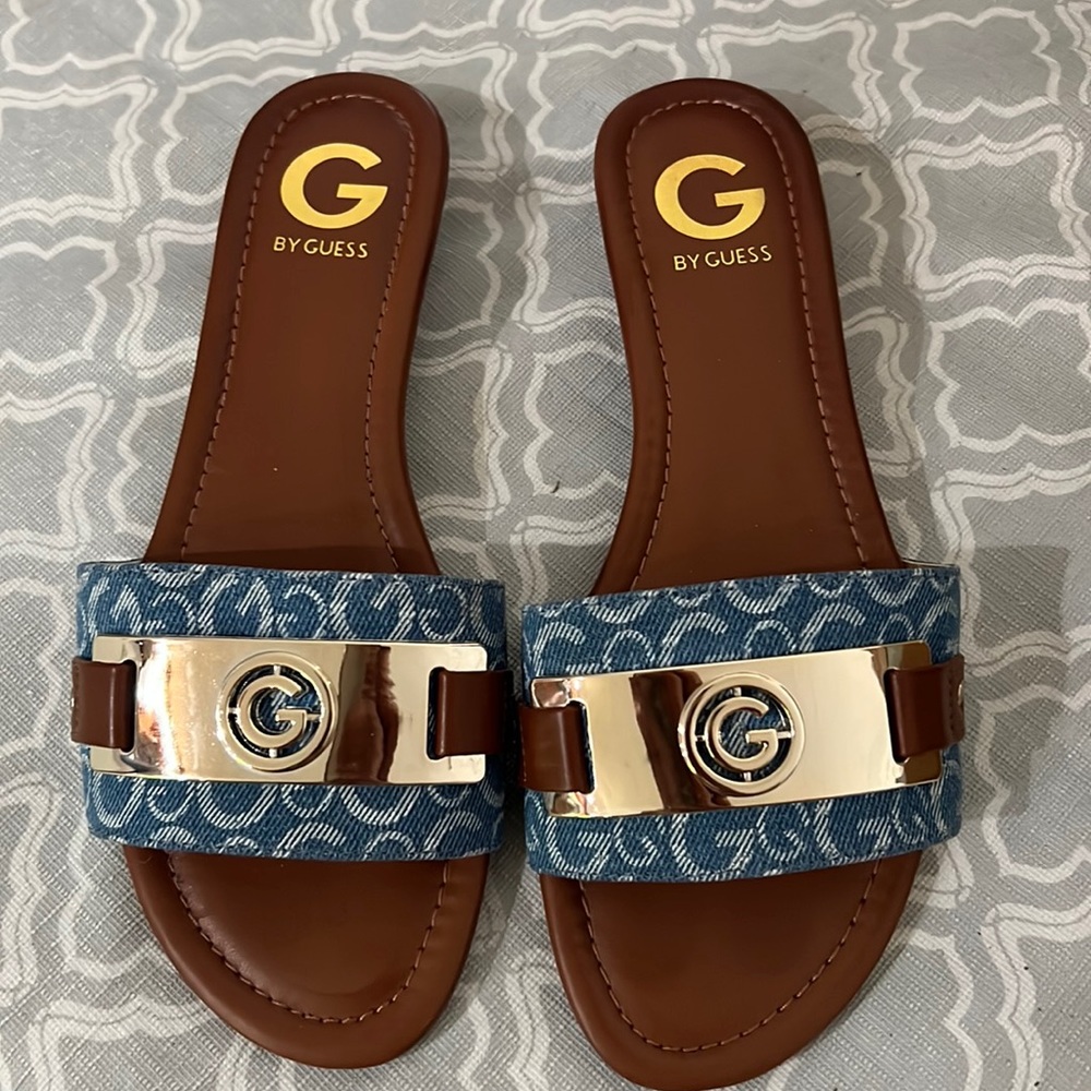 G by Guess